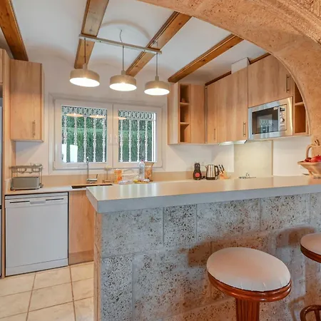 Serena Vista By Aguilarent